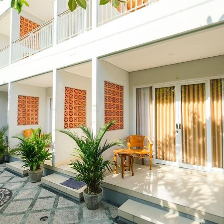 Dharma Guest House Seminyak Redpartner Exterior photo